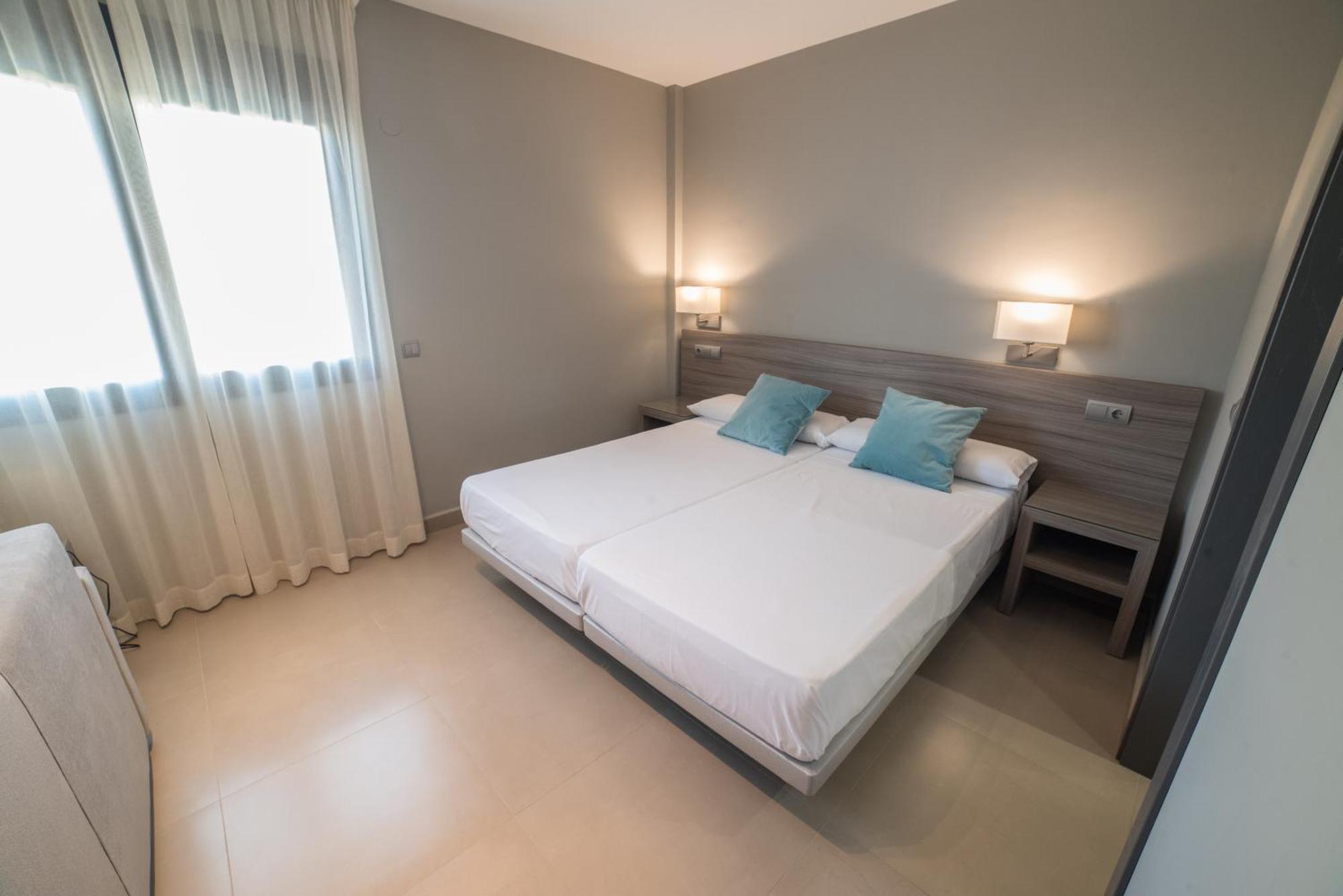 Hotel Miguel Sanchez 알하우린데라토레 객실 사진