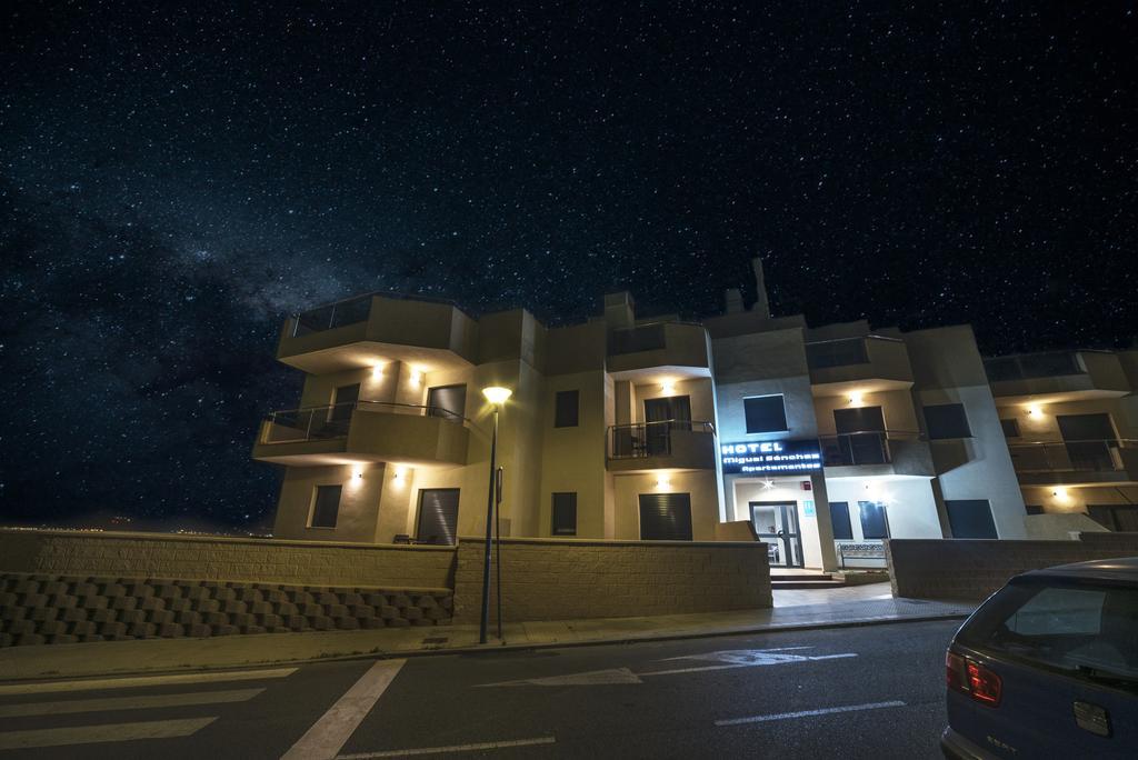 Hotel Miguel Sanchez 알하우린데라토레 외부 사진